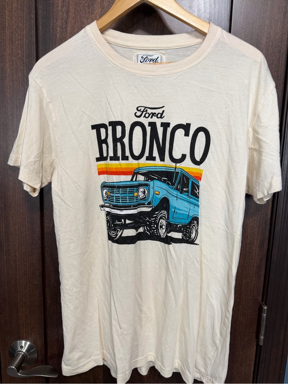 NWOT Ford Bronco Men's Retro Graphic Tee - Cream with Blue Print - M - Picture 2 of 4